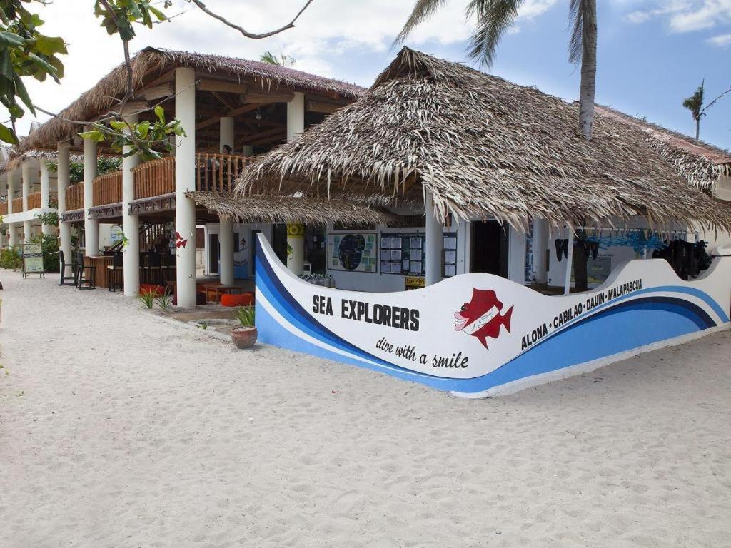Ocean Vida Beach And Dive Resort Logon Exterior photo