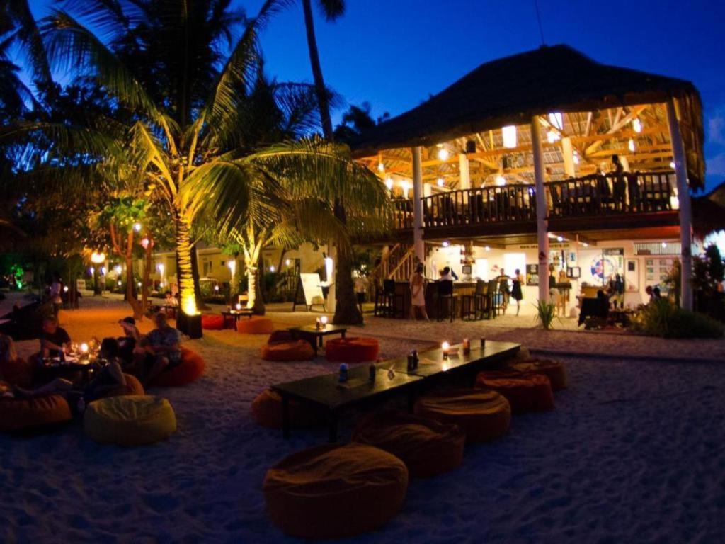 Ocean Vida Beach And Dive Resort Logon Exterior photo